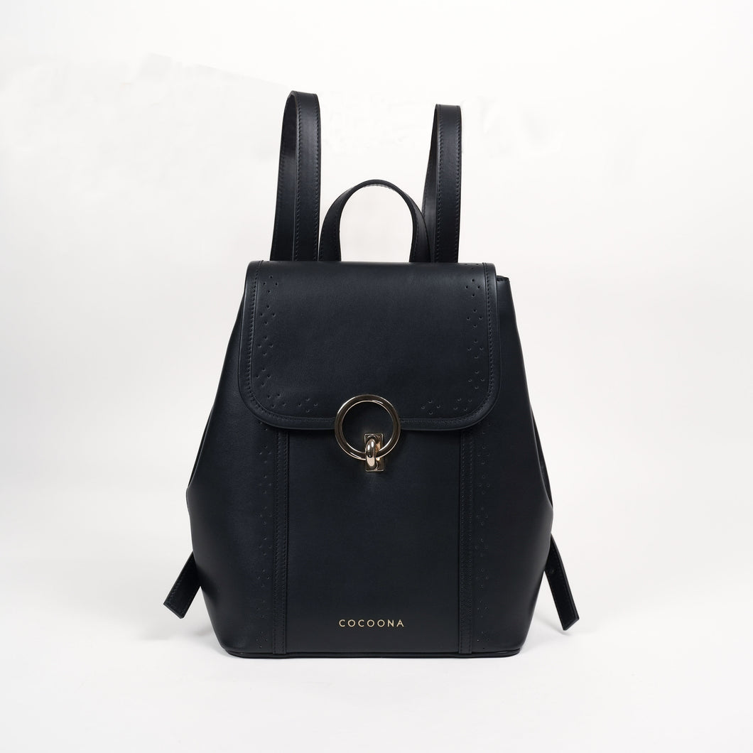 Corneli Leather Backpack in Black – COCOONA